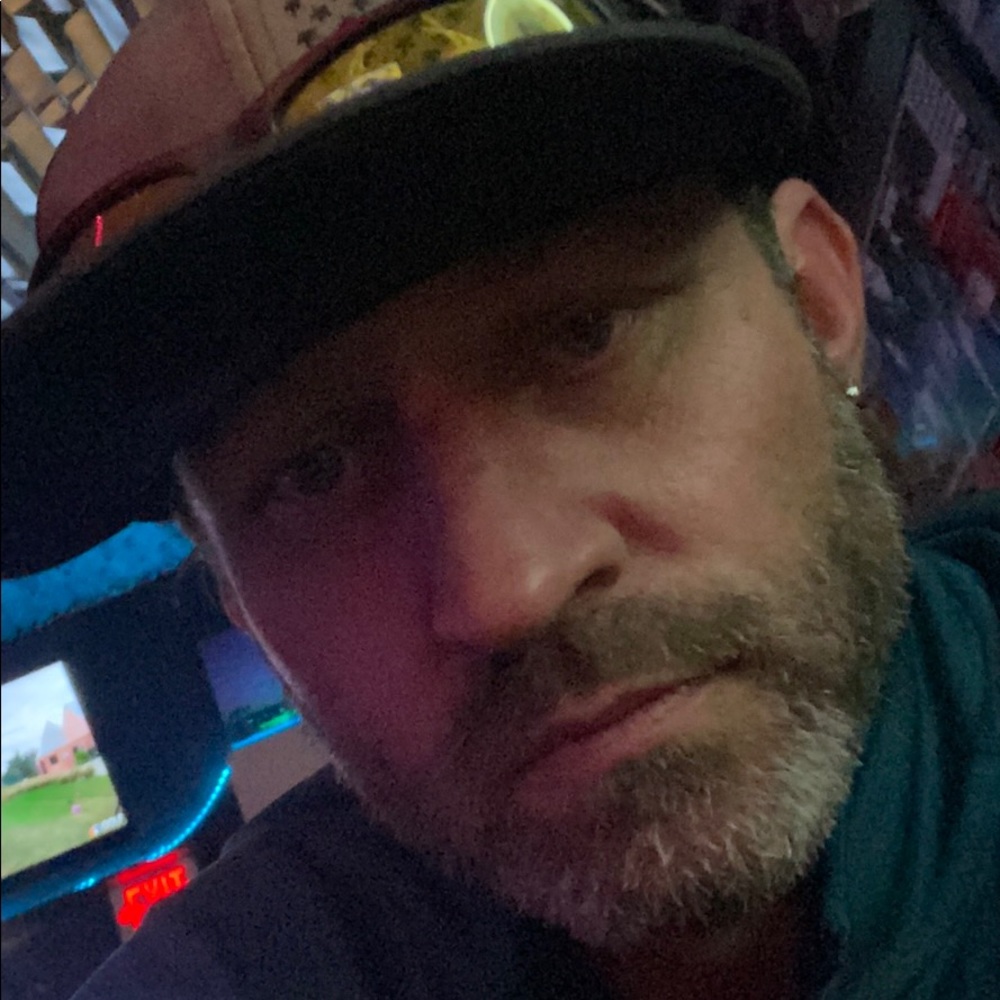 Meet your Posher, Randall